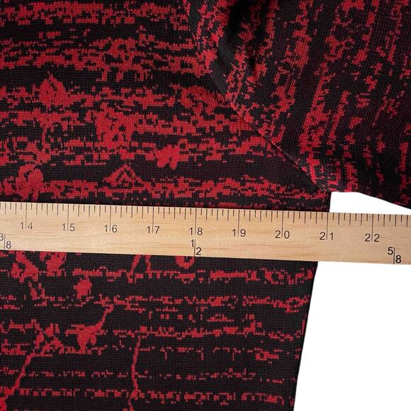 Misook Printed Tonal Knit Cardigan Jacket M Red Black Long Sleeve Acrylic Blend - Picture 6 of 7